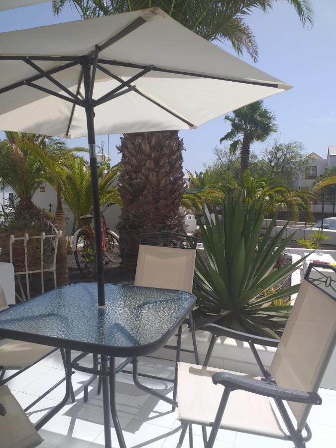 Apartment Duplex -The Sunny Hut - Swimming Pool - Free Wifi & Ac- Residence Las Marinas Puerto del Carmen  Exterior photo