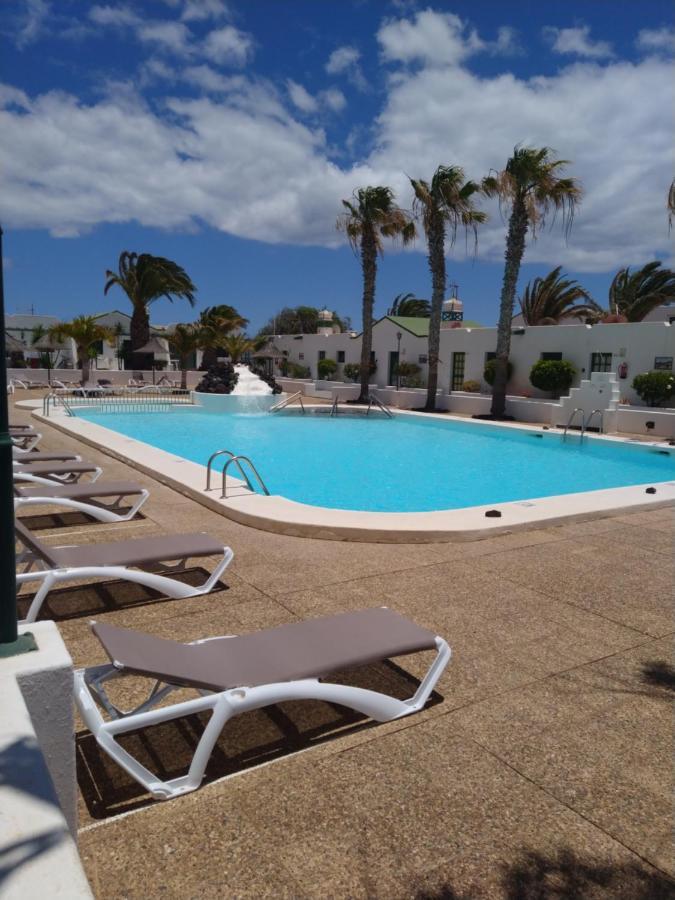 Apartment Duplex -The Sunny Hut - Swimming Pool - Free Wifi & Ac- Residence Las Marinas Puerto del Carmen  Exterior photo
